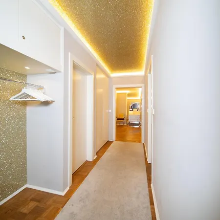 Favorite Apartment *